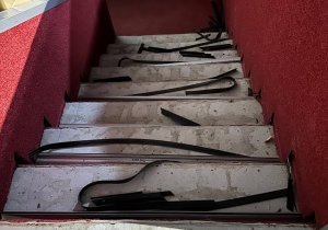 Укладка ковролина в кинотеатре Матрица