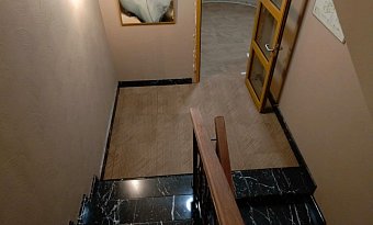 Укладка ковровой плитки в Бизнес Отеле