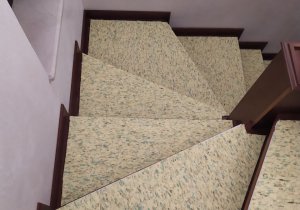 Укладка ковролина на ступени с подложкой